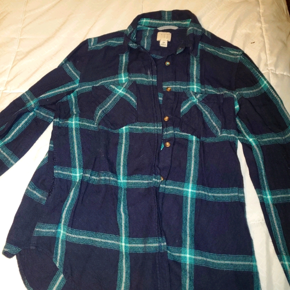 a.n.d Fitted plaid button up